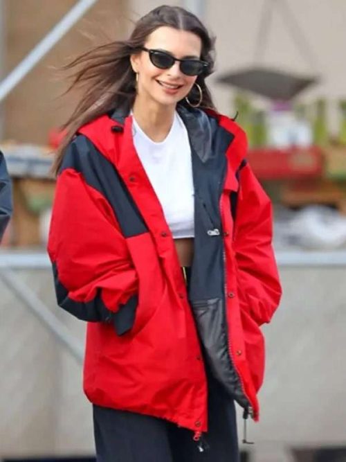 Street-Style-Emily-Ratajkowski-Red-Jacket